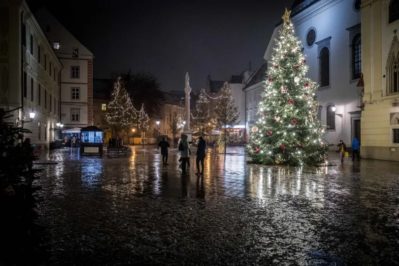 Lockdown na Slovensku: Prehľad opatrení, zákazov a výnimiek - SME