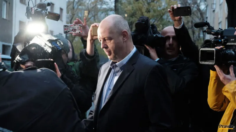 Úteku Ruska má zabrániť náramok - Domáce - Správy - Pravda.sk