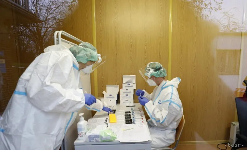 V Česku pribudlo vyše 8500 prípadov koronavírusu