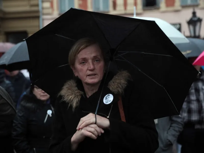 Mama zavraždenej Martiny opäť pred ľuďmi: VIDEO Gašpar musí odstúpiť, toto je fraška! | Topky.sk