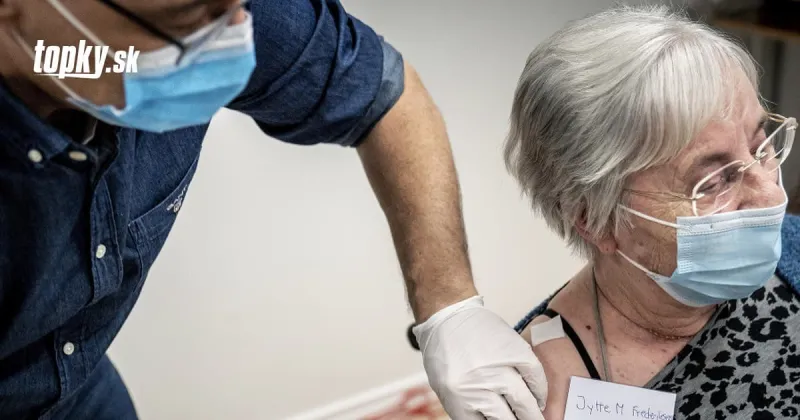 KORONAVÍRUS Dáni vyšli do ulíc kvôli opatreniam: Sú proti digitálnemu očkovaciemu preukazu | Topky.sk