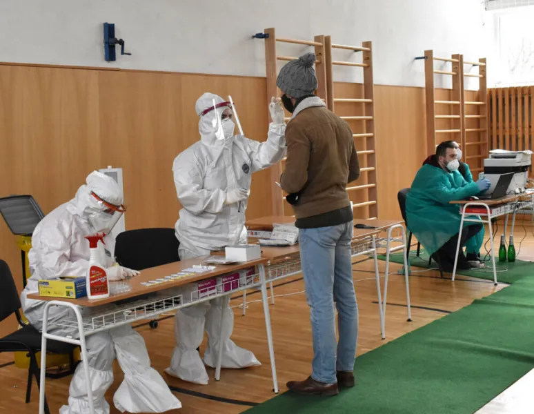 Na Slovensku pribudlo 757 nových prípadov koronavírusu a 72 úmrtí na Covid-19 - SME