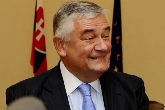 Ohrozoval mravnú výchovu školáčok? Prokuratúra obvinila bývalého šéfa SNS | Dnes24.sk