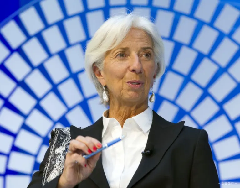 Lagardová: Šírenie nového koronavírusu ohrozuje ekonomiku eurozóny