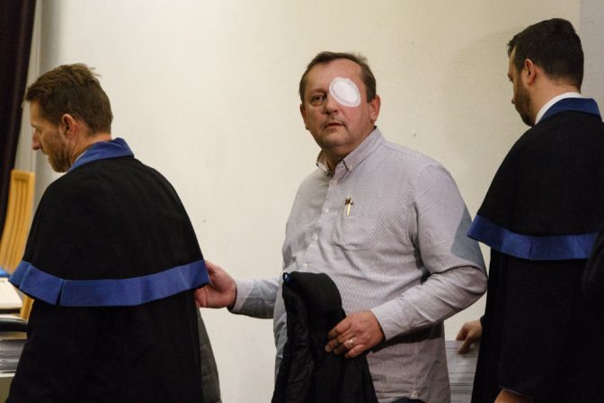 Najvyšší súd zamietol odvolania a potvrdil tresty pre Brtvu a Pachingera z kauzy nebankoviek - Webnoviny.sk