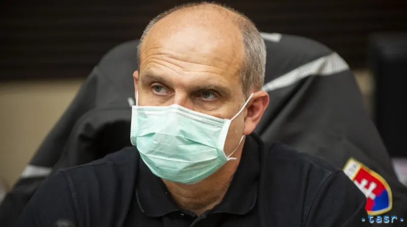Lučanský údajne úplatky nielen bral, ale aj rozdával. Angažoval sa vo viacerých kauzách - Domáce - Správy - Pravda.sk
