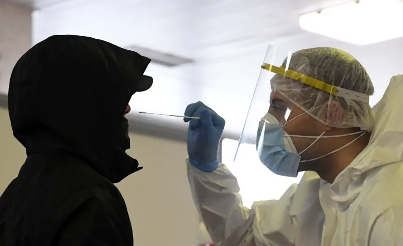 Na Slovensku pribudlo 1442 nových prípadov koronavírusu a 111 úmrtí na Covid-19 - SME