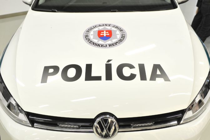 Ženský krik priviedol policajtov ku Obchodnej ulici v Bratislave, kde našli muža v bezvedomí - Webnoviny.sk