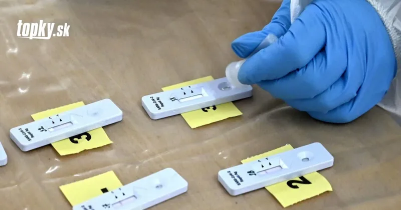 KORONAVÍRUS Víkendové testovanie Karlovej Vsi vykázalo pozitivitu 0,46 percenta | Topky.sk