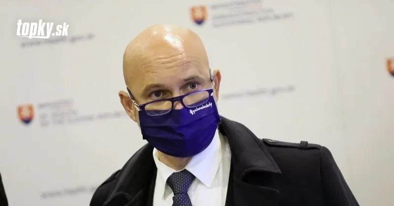 KORONAVÍRUS Ministerstvo školstva vybralo na testovanie kloktaním štyri firmy | Topky.sk