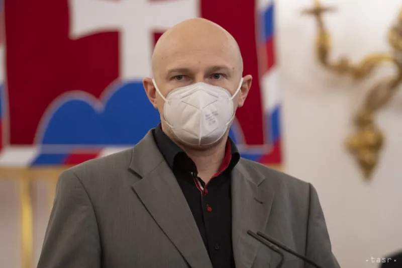 Klempa: Účinnosť vakcín proti mutáciám koronavírusu nie je jednoznačná