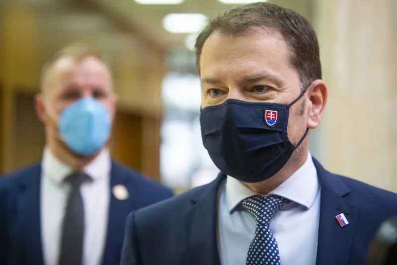 Matovič spustil nákupom Sputnika V krízu koalície - SME