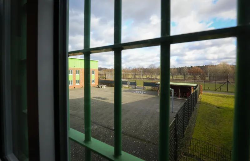 Vo väzbe zomrel na covid obvinený v kauze Dobytkár - SME