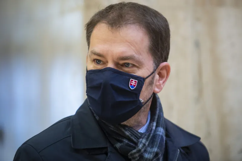 Matovič obvinil partnerov, že Sputnik využívajú na rozbitie vlády - SME