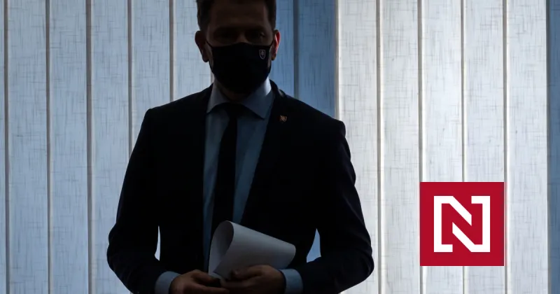 Premiérova hra Sputnikom: Matovič prezentuje krízu ako spor o vakcínu, aj keď SaS a Za ľudí vravia, že ide oňho – Denník N