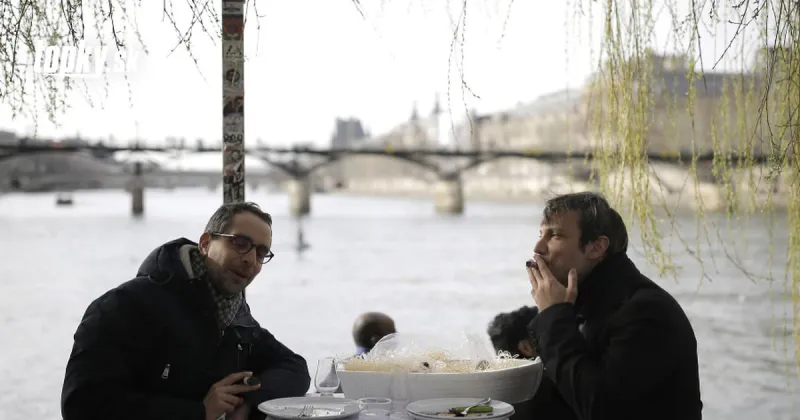 KORONAVÍRUS V Paríži zakázali konzumáciu alkoholu na vyhľadávaných miestach | Topky.sk