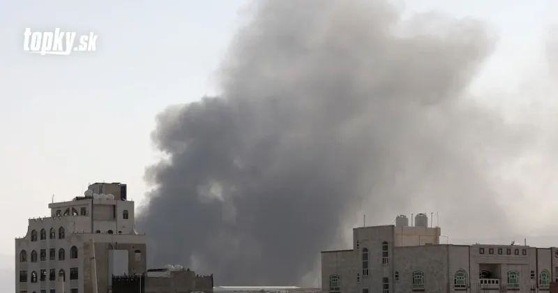 Provládne sily bombardovali hlavné mesto Jemenu: Horel tábor pre migrantov | Topky.sk