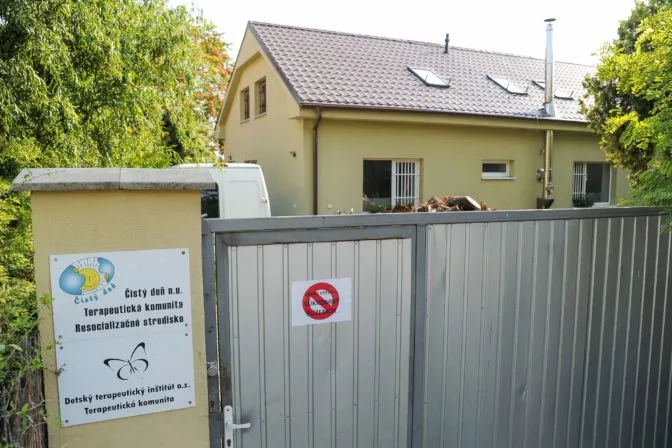 Ministerstvo práce odobralo akreditáciu resocializačnému zariadeniu Čistý deň - Webnoviny.sk