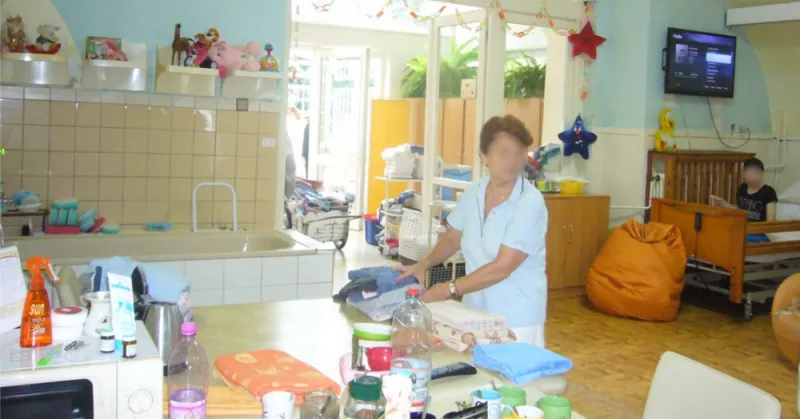 Aký ťažký je život seniorov: dôchodca si postavil stan, nevedel už vydržať v zariadení – Denník N