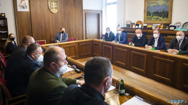 Zasadal výbor k únosu Vietnamca, Krúpa i Grendel majú naďalej otázniky - Domáce - Správy - Pravda.sk