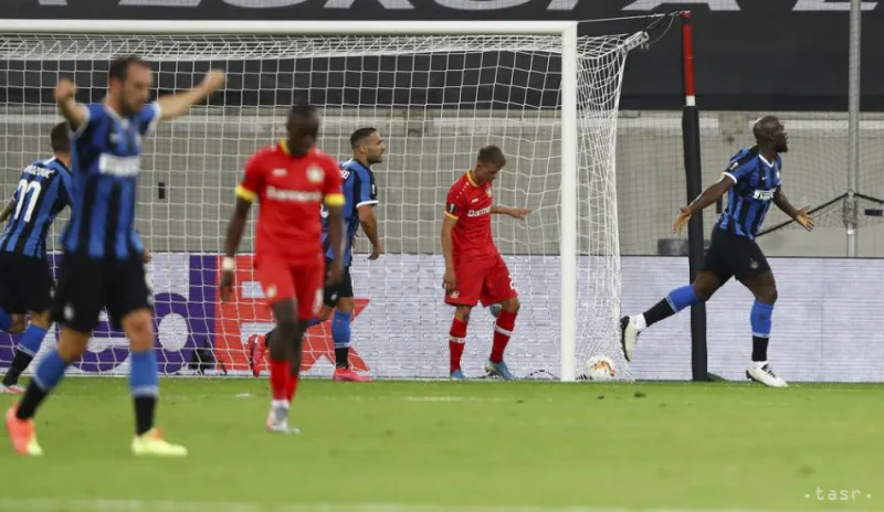 Futbalista Diaby z Leverkusenu mal pozitívny test na koronavírus