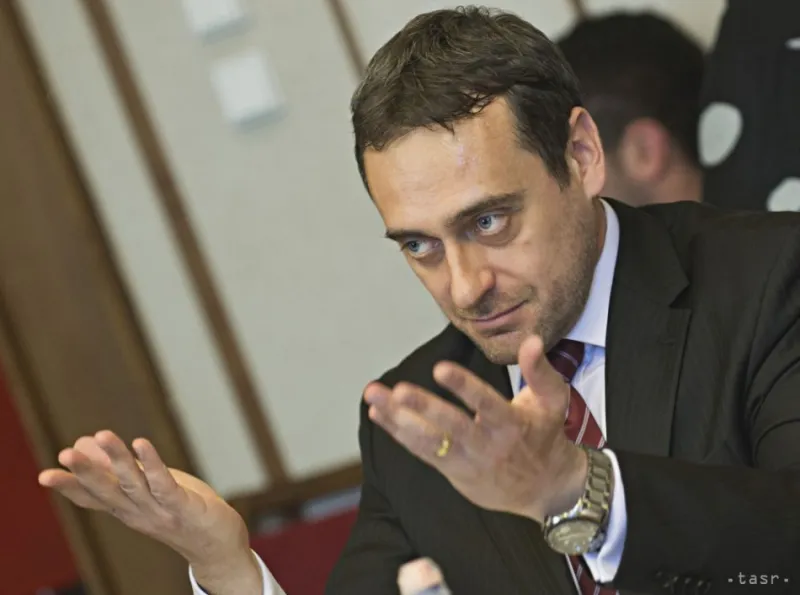 J. Rajtár podáva trestné oznámenie pre údajné podvody v Bonaparte