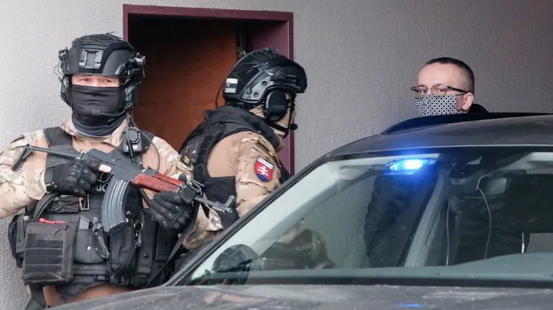 Pčolinský zostáva vo väzbe, rozhodol Najvyšší súd - Domáce - Správy - Pravda.sk