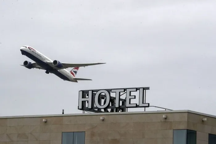 V zahraničí pre koronavírus uviazli stovky Čechov, najviac v Egypte či SAE | Dnes24.sk