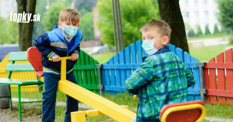 KORONAVÍRUS V parkoch a na detských ihriskách sú tiež potrebné rozstupy | Topky.sk
