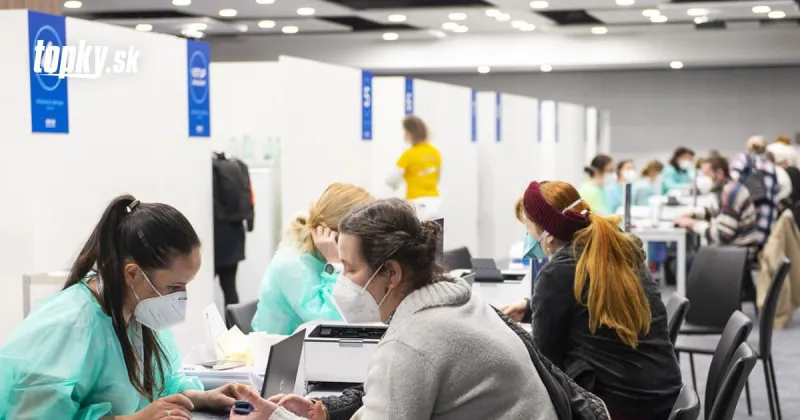 KORONAVÍRUSU na Slovensku podľahlo ďalších 69 ľudí: Počet hospitalizovaných opäť stúpol | Topky.sk