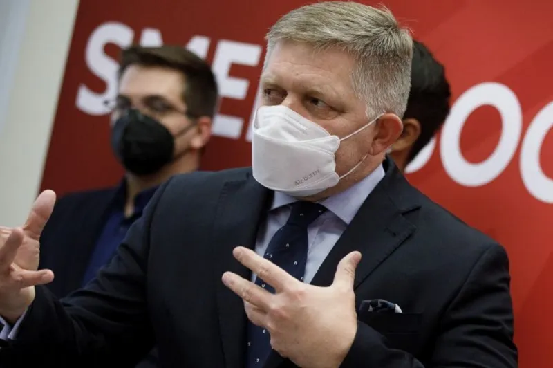 Fico žiada vládu o údaje o Sputniku, inak podá návrh na jej odvolanie - SME
