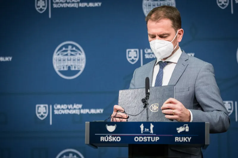 Matovič odletel do Ruska na rokovania o vakcíne Sputnik V - SME