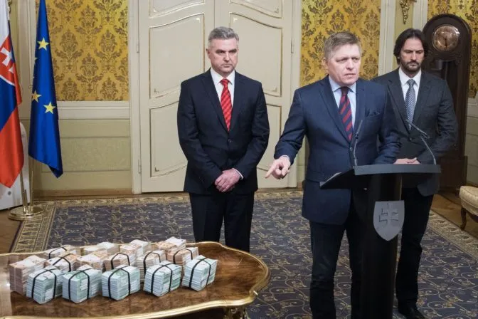 Reakcia Fica po vražde Kuciaka mala logické kroky, Tomáš prezradil viac aj o odmene milión eur - Webnoviny.sk
