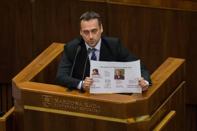 Byty podobne ako Bašternák mala prevádzať aj J&T, tvrdí SaS - Webnoviny.sk