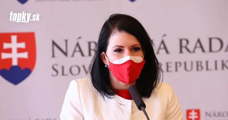 KORONAVÍRUS Cigániková chce upustiť od celoplošného testovania: Význam má iba v ohniskách | Topky.sk