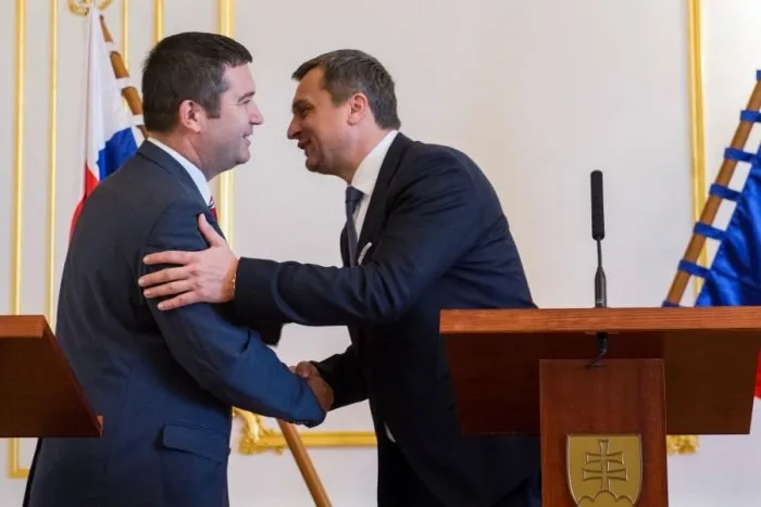 Český minister ide do Ruska vybaviť Sputnik: Sprevádzať ho bude Danko