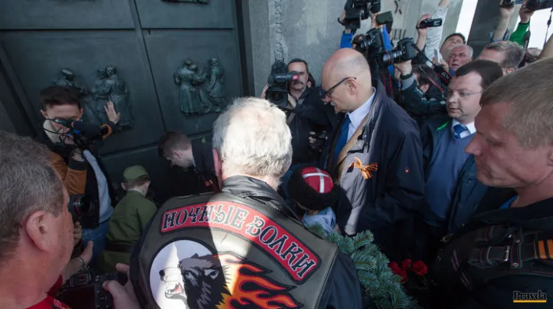 Saková proti ruským motorkárom zatiaľ nezasiahne - Domáce - Správy - Pravda.sk