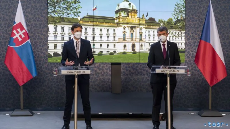 Heger po stretnutí s Babišom: Očkovať Sputnikom by sme mohli začiatkom mája - Domáce - Správy - Pravda.sk
