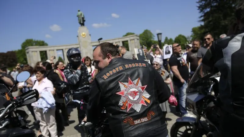 Ruskí motorkári Noční vlci začali cestu po Balkáne - Svet - Správy - Pravda.sk