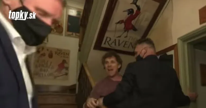Potýčka kvôli lockdownu na VIDEU: Takúto hanbu ešte politik nezažil!  Majiteľ ho vyrazil z krčmy | Topky.sk