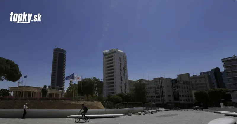 KORONAVÍRUS Cyprus ruší karanténu pre vybrané skupiny: Výhody budú mať títo ľudia | Topky.sk