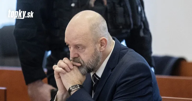 Vytýčili termín procesu s Pavlom Ruskom v prípade prípravy vraždy Klaus-Volzovej | Topky.sk