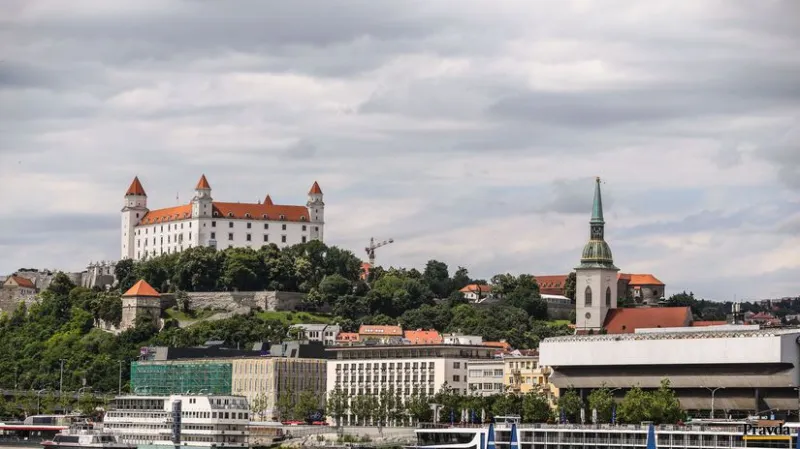 Počet obyvateľov Slovenska vlani stúpol, vďaka migrácii - Domáce - Správy - Pravda.sk