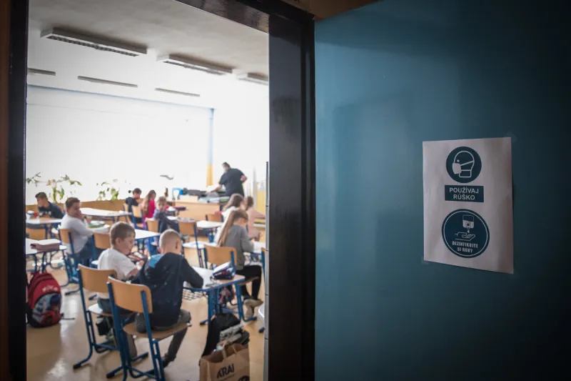 Koronavírus a školy: Čo riešia učitelia po covide? - SME