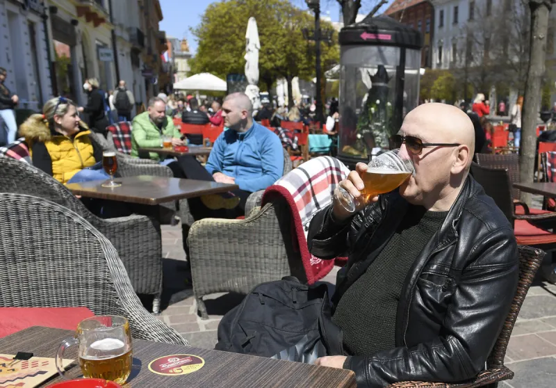 Koronavírus: Aké opatrenia platia od pondelka 24. mája? - SME