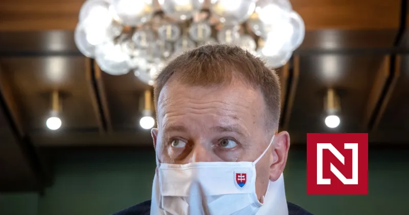 Prečo Kollár hrozil Ficovi basou a ako po zadržaní Pčolinského nespomína jeho „lumpárne“ – Denník N