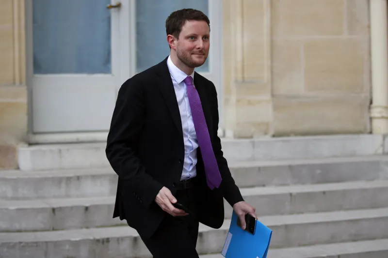Macronov muž pre Európu: Rusko je hrozba, Česko Sputnik nepotrebuje - Svet SME
