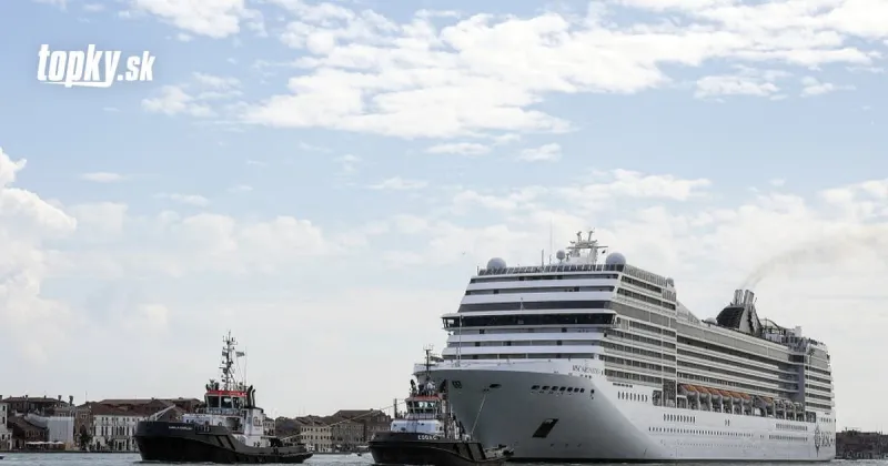 Prvý raz od vypuknutia pandémie KORONAVÍRUSU: Z Benátok po roku vyplávala výletná loď | Topky.sk