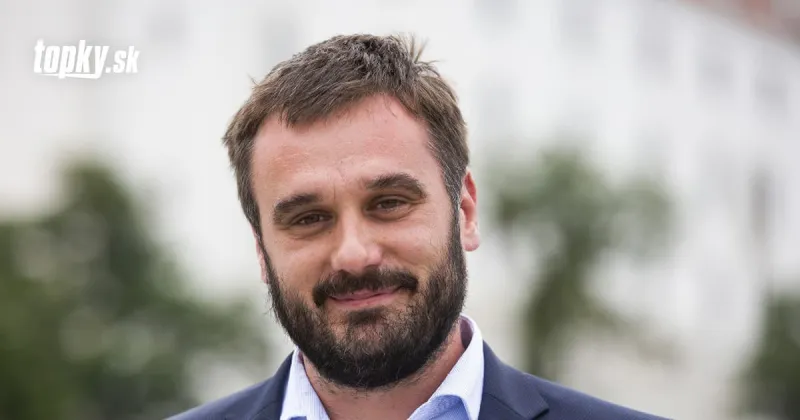 KORONAVÍRUS COVID pasy zjednodušia cestovanie v rámci EÚ, zhodli sa Vondra a Wiezik | Topky.sk