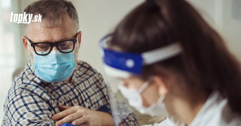 KORONAVÍRUS Nepríjemná správa: Protilátky po očkovaní môžu u týchto ľudí rýchlo klesať! | Topky.sk
